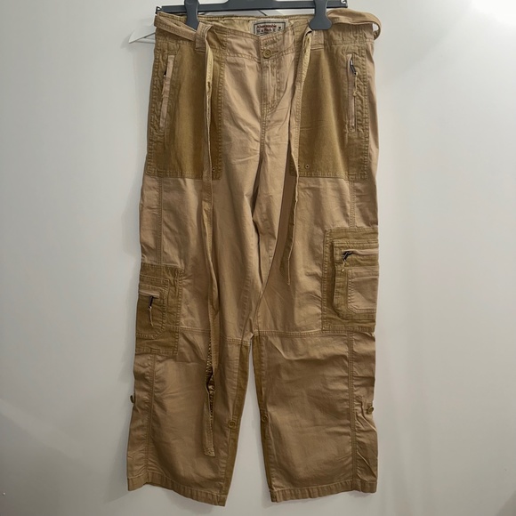 Abercrombie and Fitch Utility Pant - Picture 5 of 6